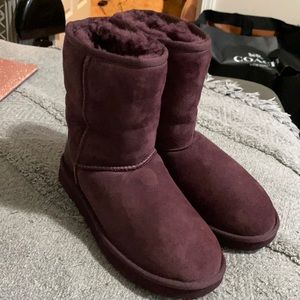 Rare purple metallic ugh boots women’s 7